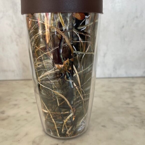 TERVIS Realtree Fall Grass Leaf Print 16 oz Tumbler, Lid & Carry Handle - Picture 7 of 16